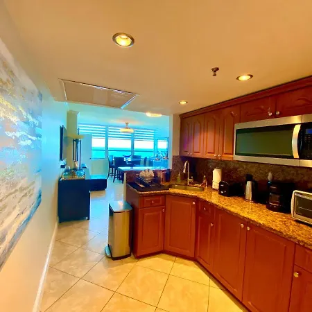 Large Luxurious Direct Ocean Front Penthouse Or Deluxe One Bedroom Ocean Front Condo-Free Parking Miami Beach Extérieur photo