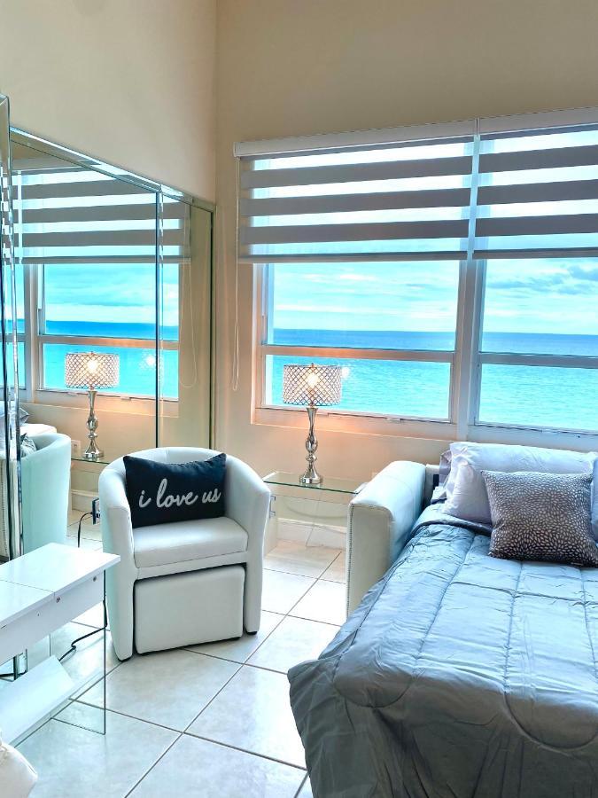 Appartement Large Luxurious Direct Ocean Front Penthouse Or Deluxe One Bedroom Ocean Front Condo-free Parking Miami Beach