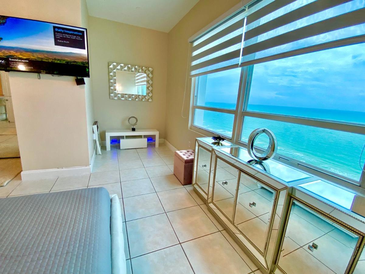 Appartement Large Luxurious Direct Ocean Front Penthouse Or Deluxe One Bedroom Ocean Front Condo-free Parking *