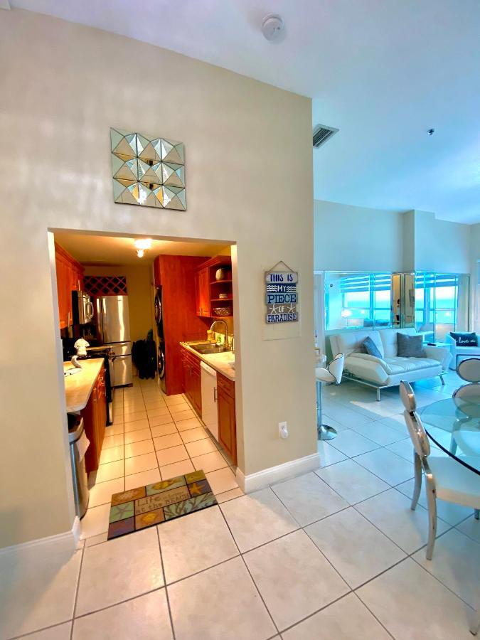 Appartement Large Luxurious Direct Ocean Front Penthouse Or Deluxe One Bedroom Ocean Front Condo-free Parking *